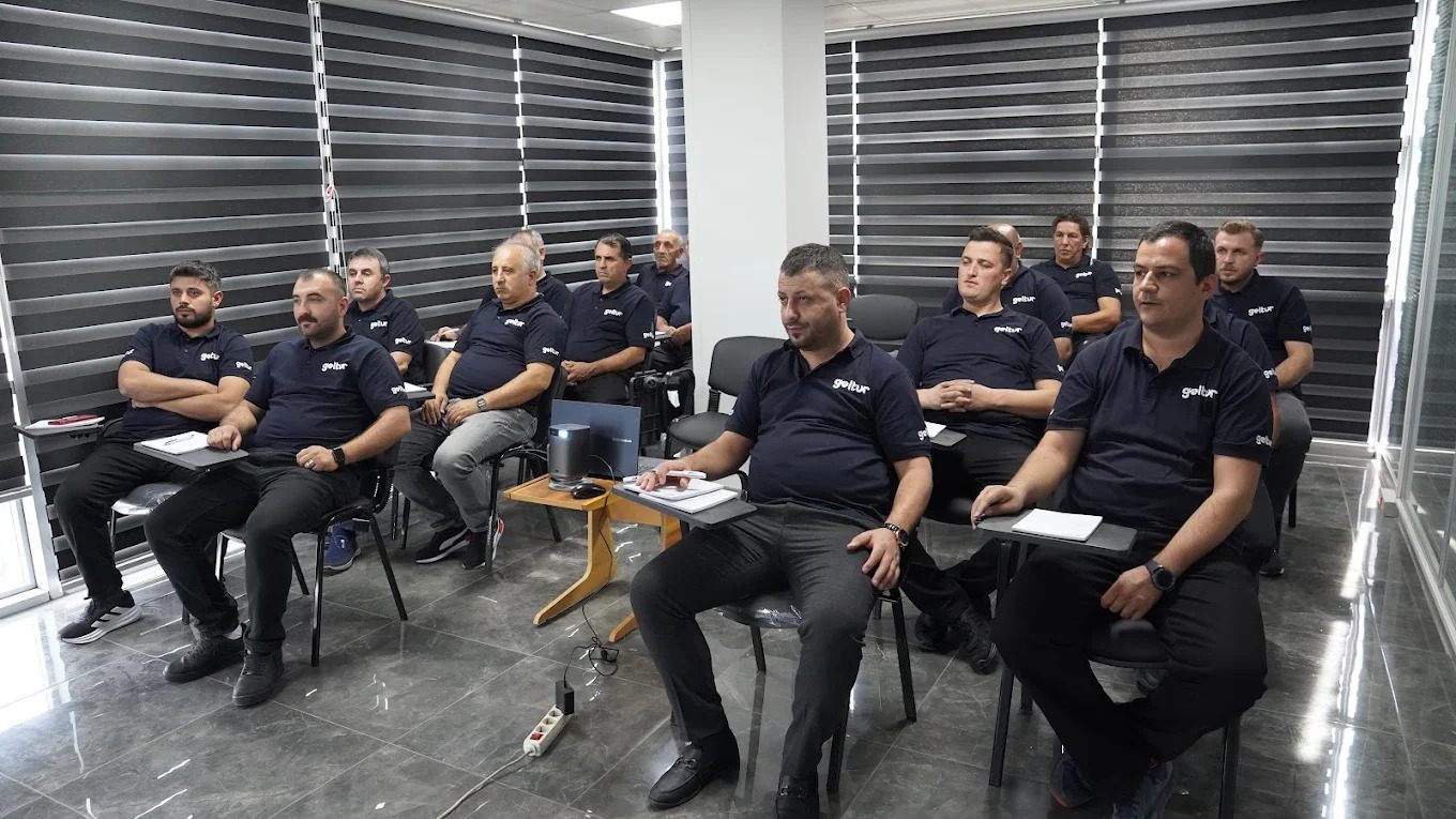 Geltur sürücüleri eğitimde